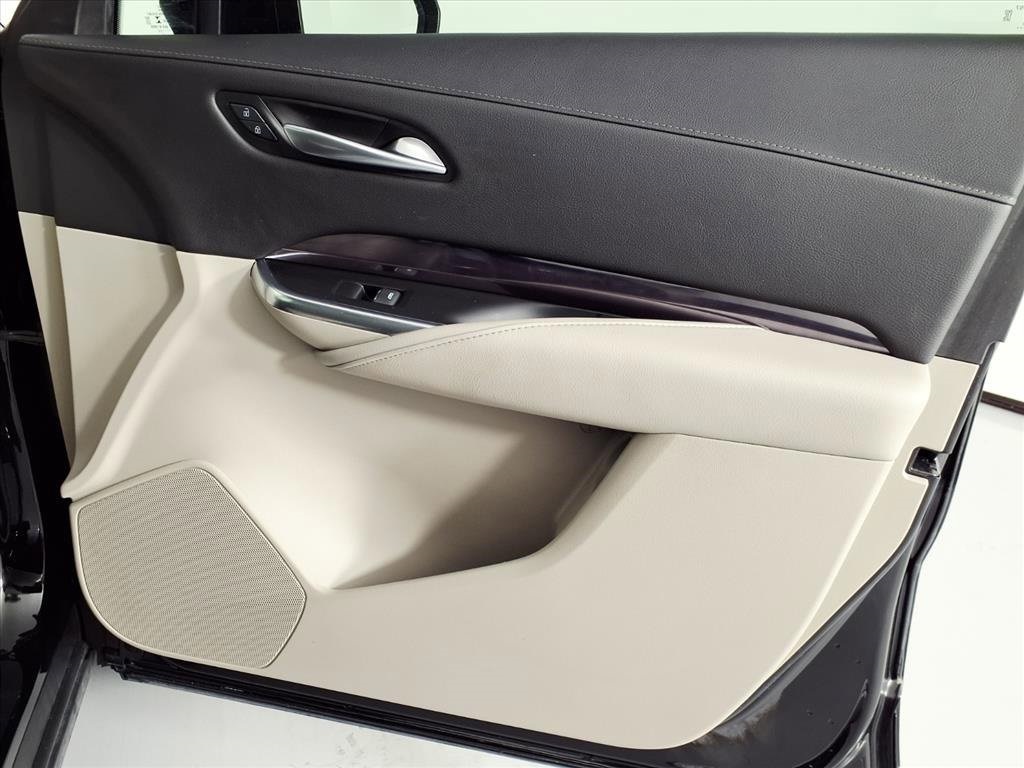 2022 Cadillac XT4 Luxury Black at Tom Peacock Cadillac