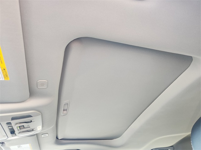 2026 Toyota Highlander Hybrid Limited  at Community Toyota