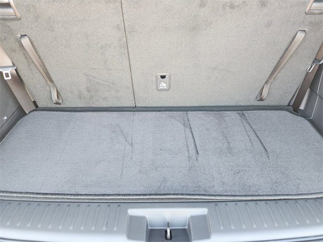 2026 Toyota Highlander Hybrid Limited  at Community Toyota