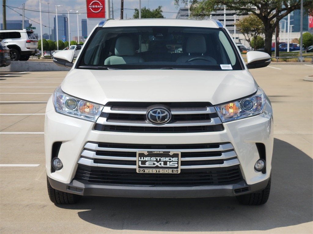 2018 Toyota Highlander XLE White at Gullo Toyota