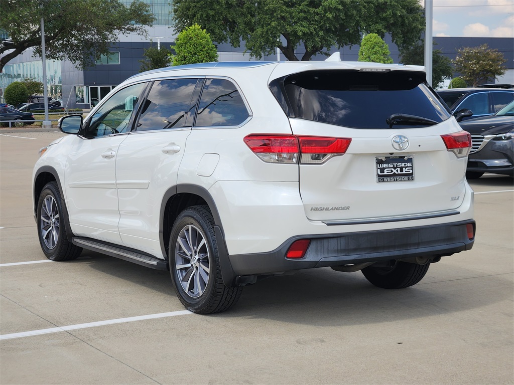 2018 Toyota Highlander XLE White at Gullo Toyota