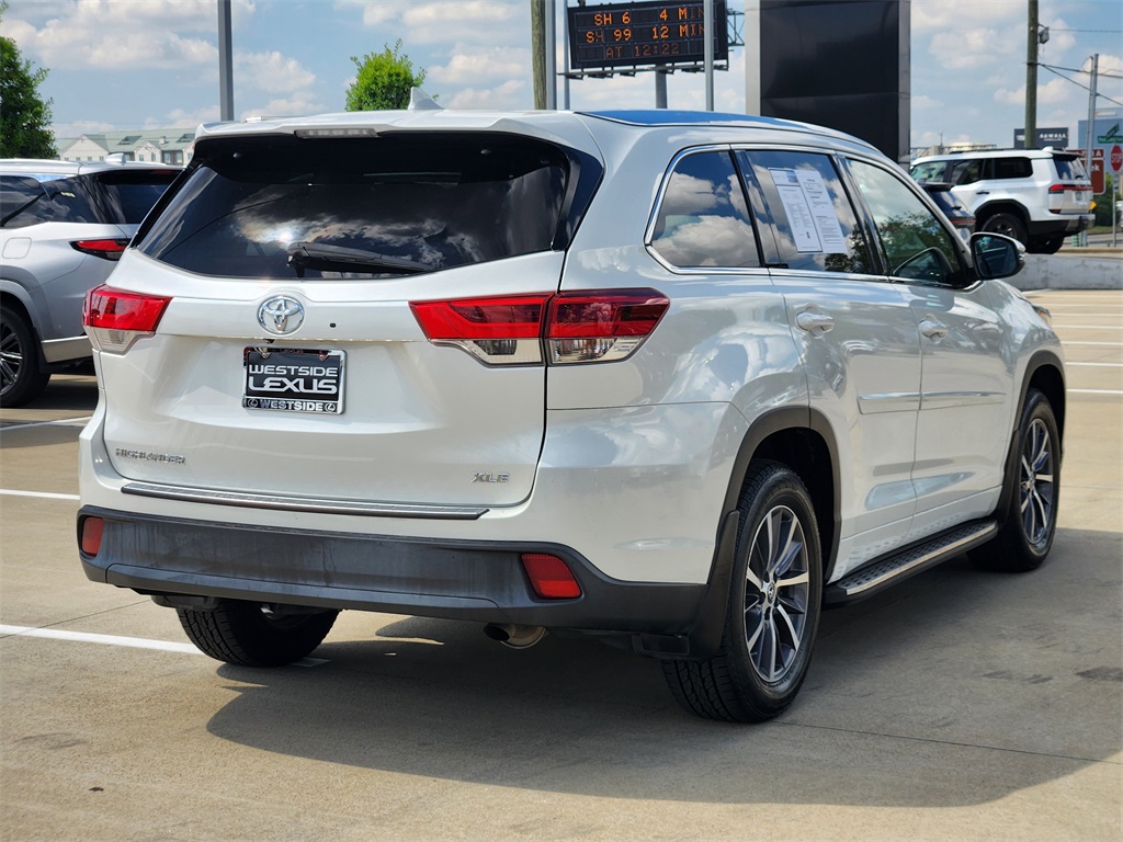 2018 Toyota Highlander XLE White at Gullo Toyota