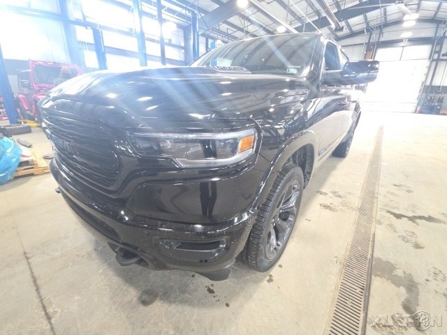 2023 RAM 1500 Limited Crew Cab 4WD