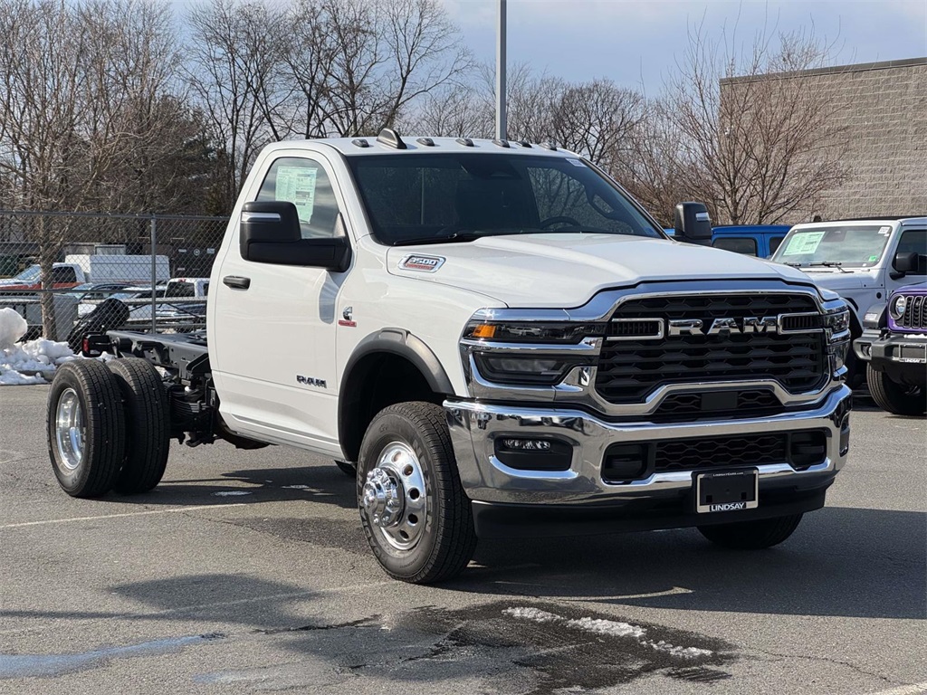 2026 RAM 3500 Chassis Tradesman Regular Cab DRW 4WD
