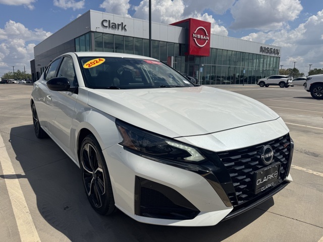 2024 Nissan Altima 2.5 SV photo 3