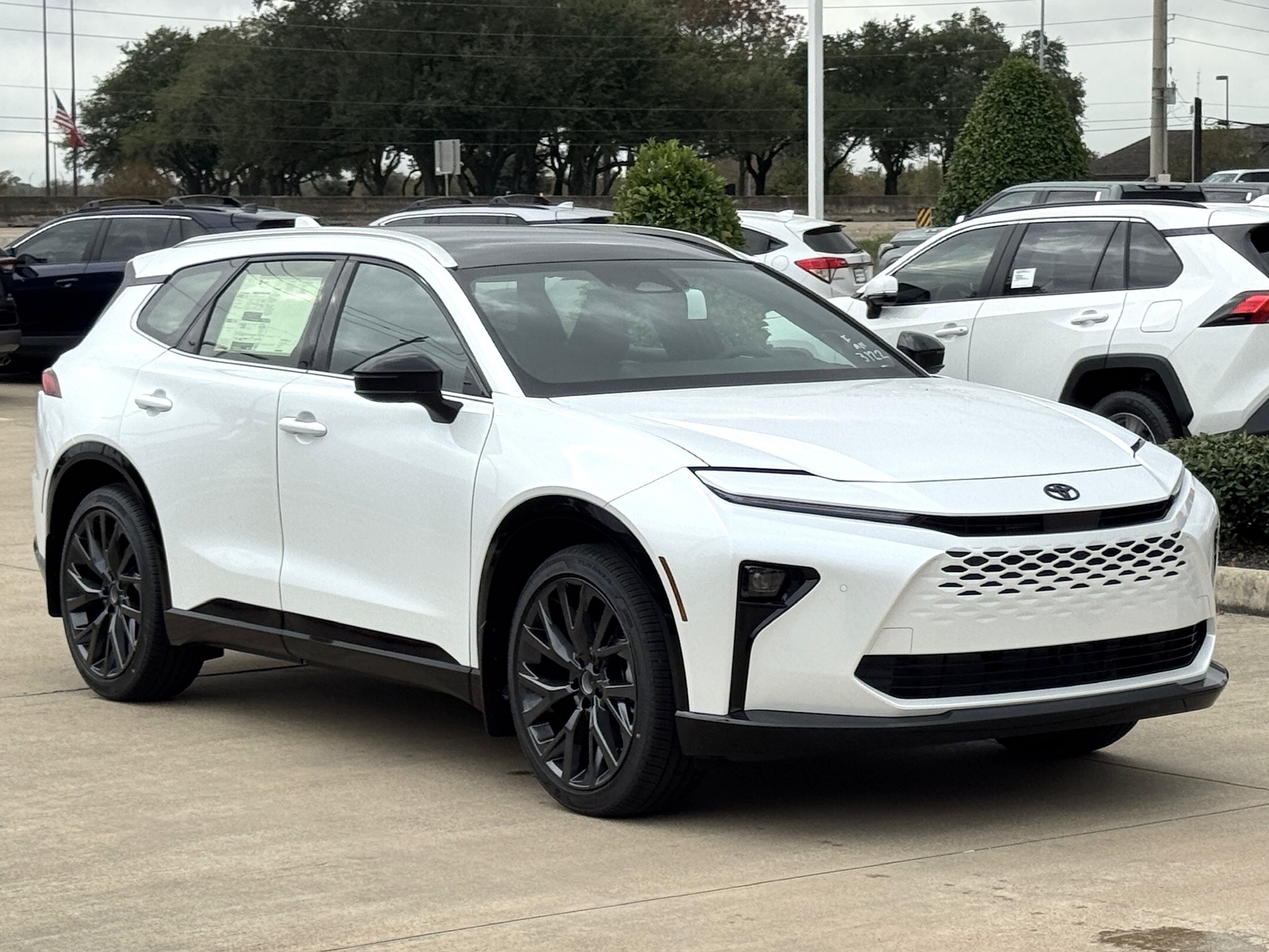 2025 Toyota Crown Signia Limited  at Gullo Toyota