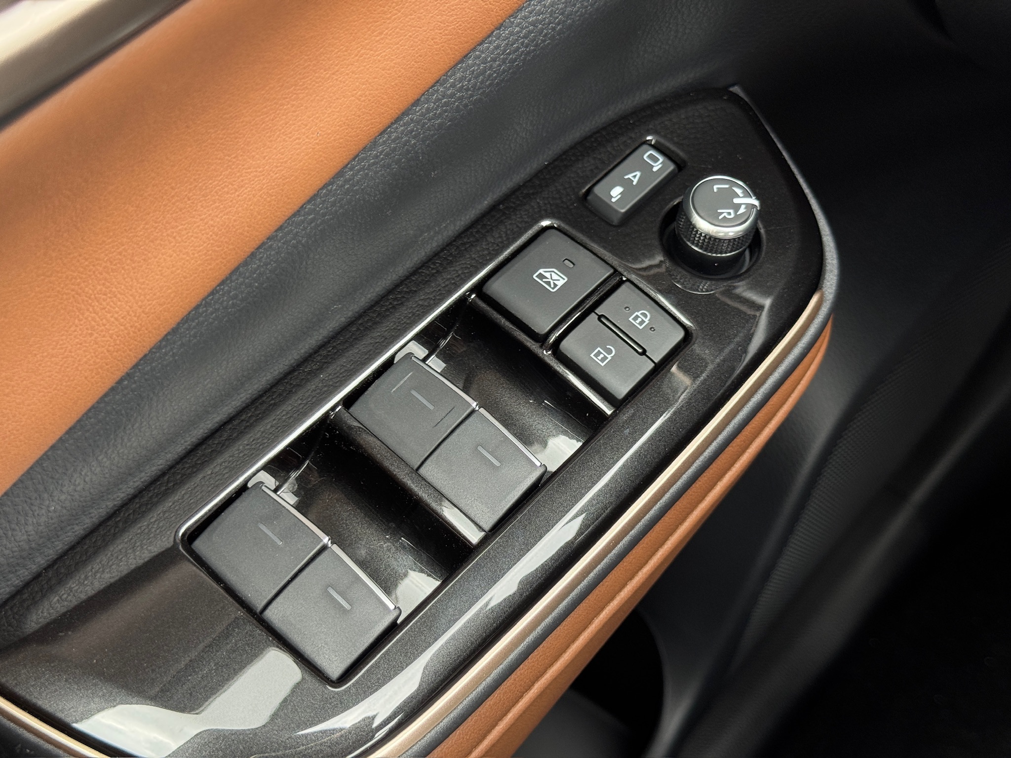 2025 Toyota Crown Signia Limited  at Gullo Toyota