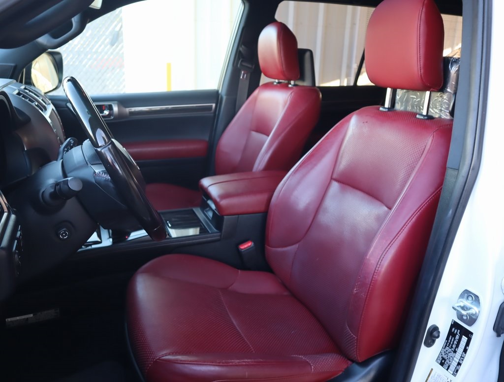 Thumbnail: 2020 Lexus GX - 20