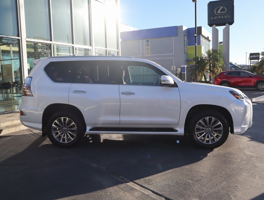 Thumbnail: 2020 Lexus GX - 4