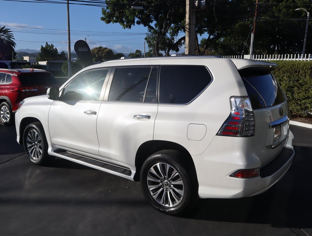 Thumbnail: 2020 Lexus GX - 6