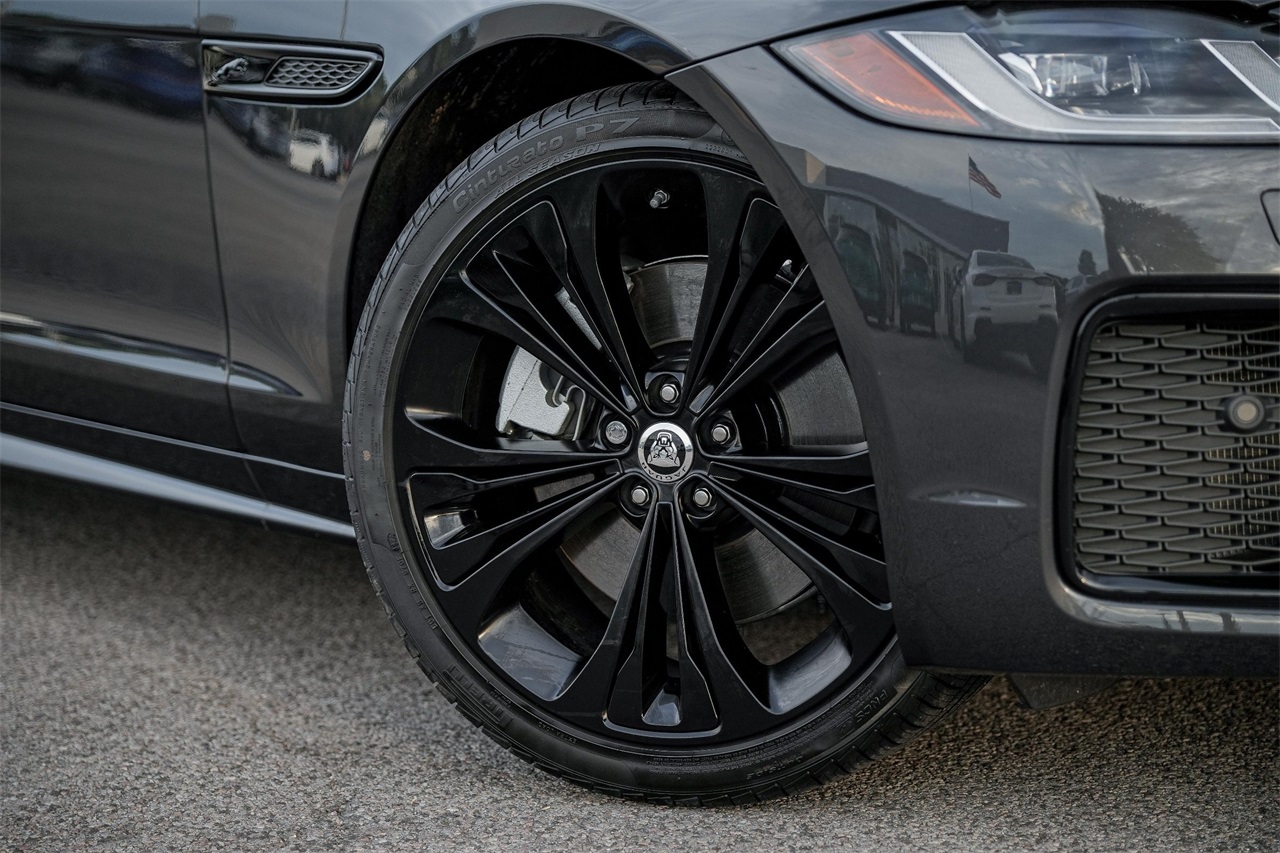 Used Car 2024 Jaguar Xf  R-dynamic Se For Sale Under $50,000 In Austin, Texas