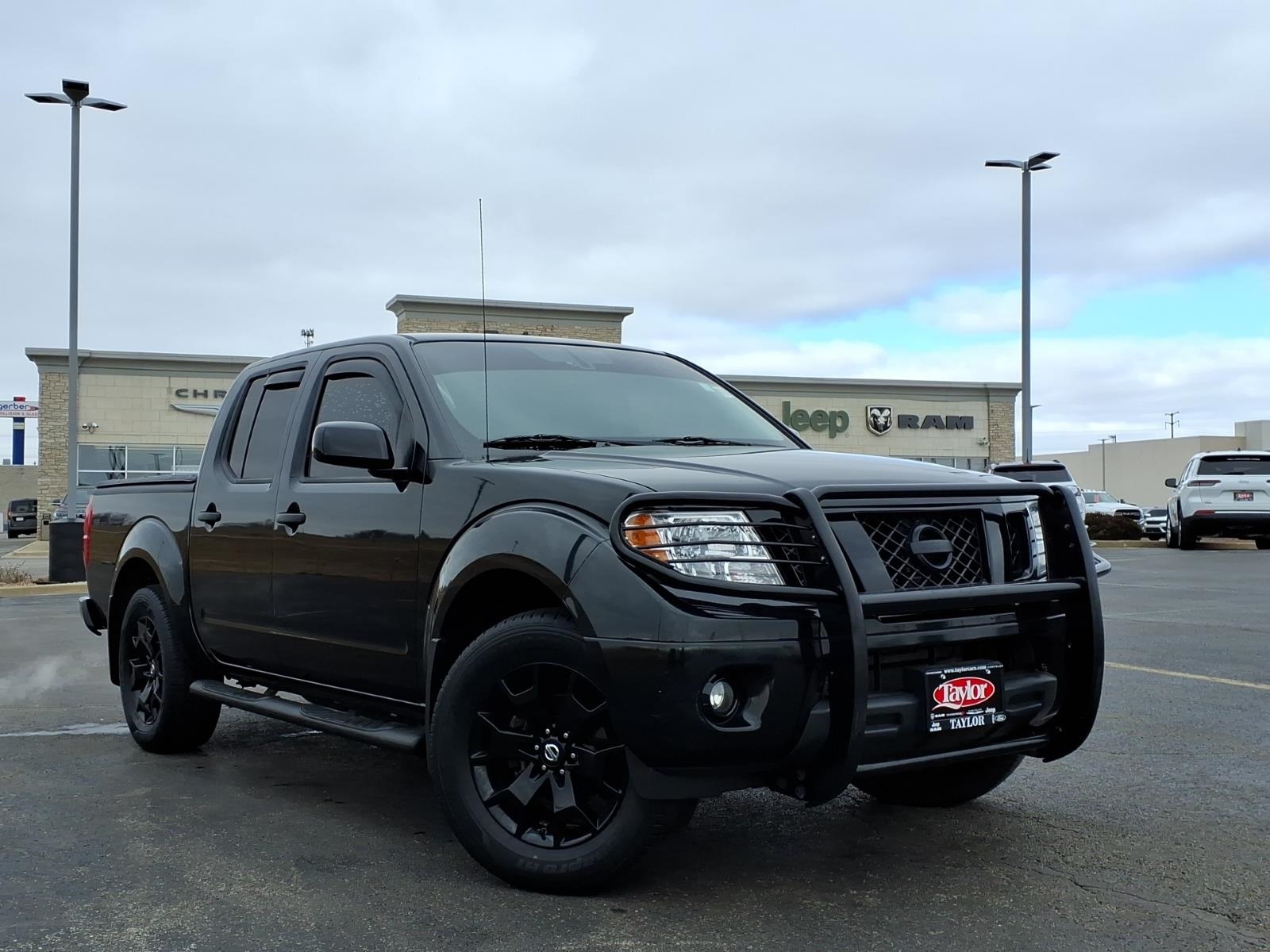 2020 Nissan Frontier SV Crew Cab 4WD