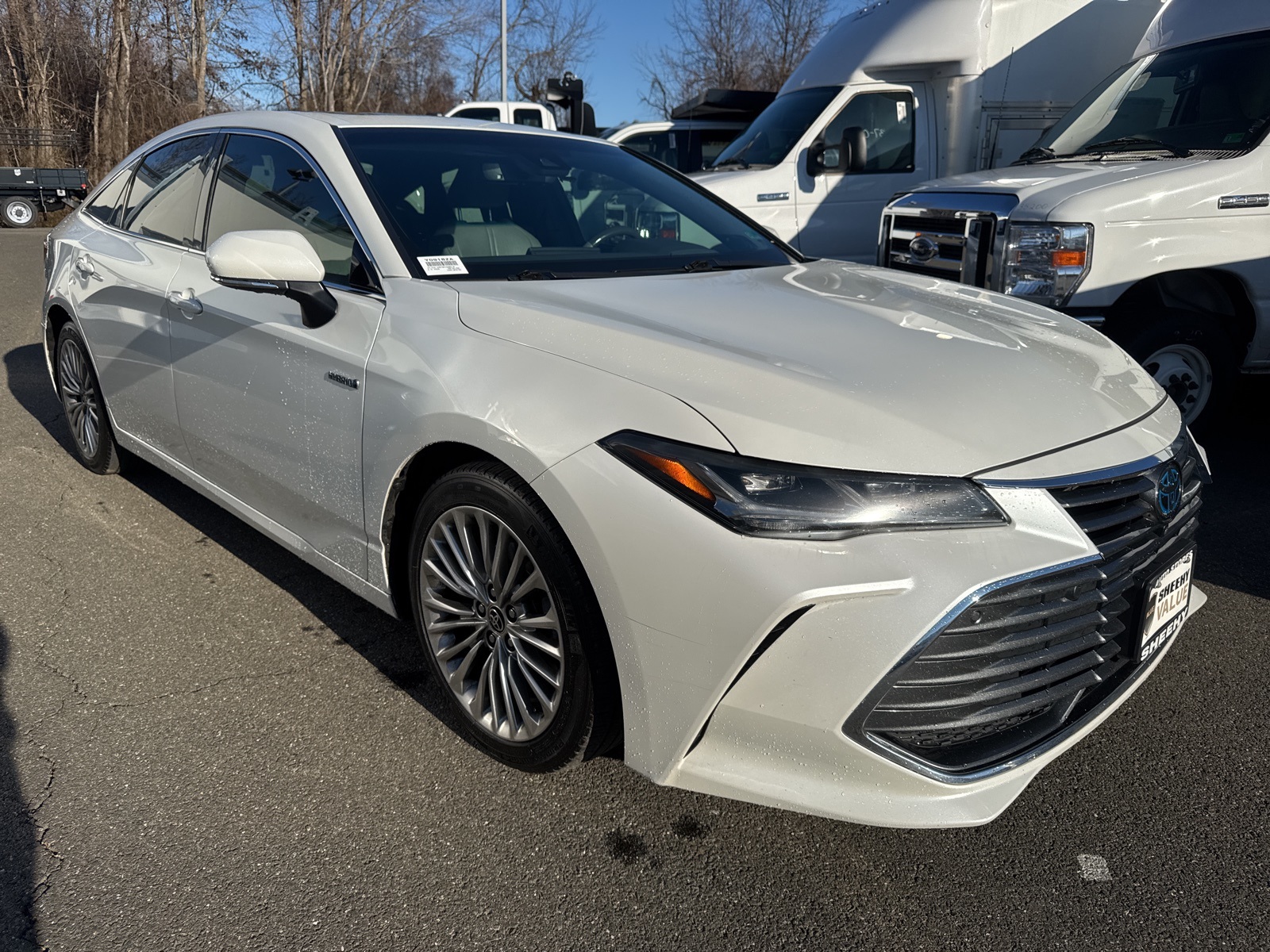 2021 Toyota Avalon Hybrid Limited FWD