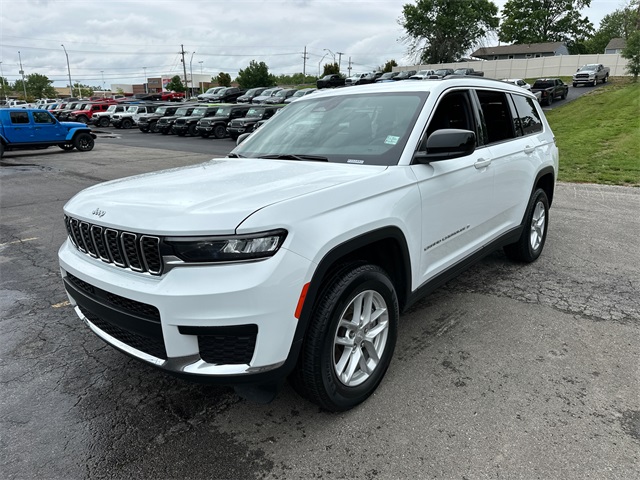 Certified 2024 Jeep Grand Cherokee L Laredo with VIN 1C4RJKAG6R8548689 for sale in Kansas City