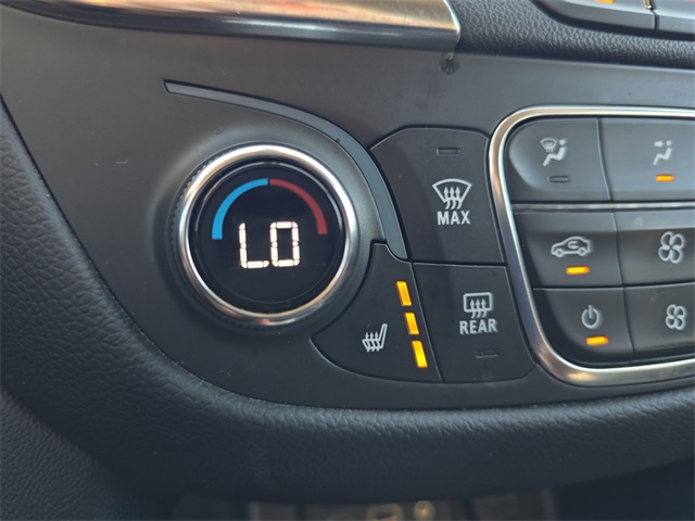 Used Car 2022 Chevrolet Equinox  Lt For Sale Under $25,000 In San Antonio, Texas