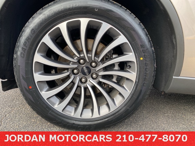 Used Car 2020 Lincoln Aviator  Reserve For Sale Under $30,000 In San Antonio, Texas