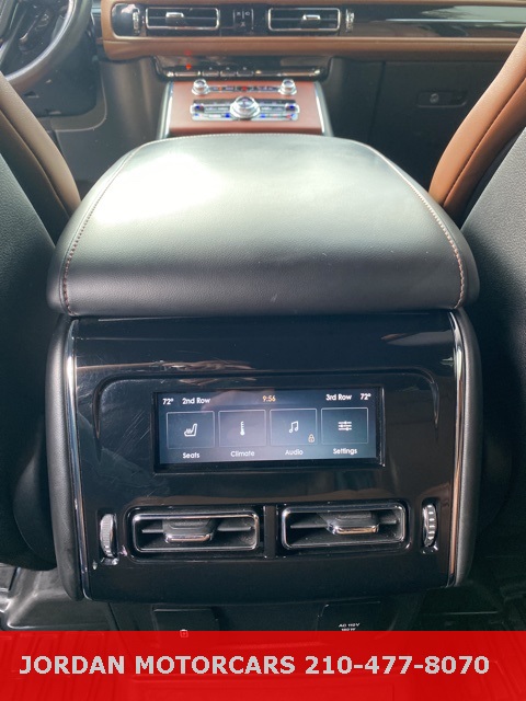 Used Car 2020 Lincoln Aviator  Reserve For Sale Under $30,000 In San Antonio, Texas