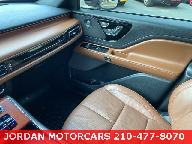 Used Car 2020 Lincoln Aviator  Reserve For Sale Under $30,000 In San Antonio, Texas