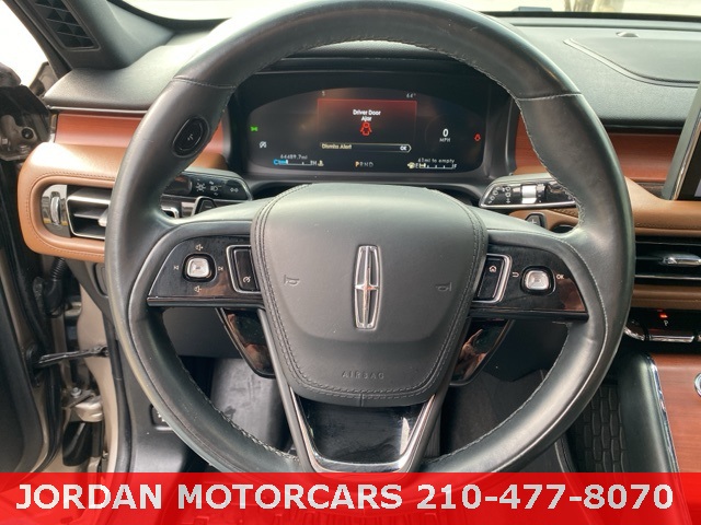 Used Car 2020 Lincoln Aviator  Reserve For Sale Under $30,000 In San Antonio, Texas