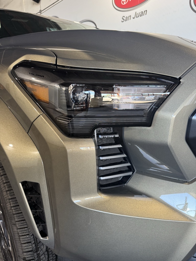 Thumbnail: 2025 Toyota Tacoma - 10