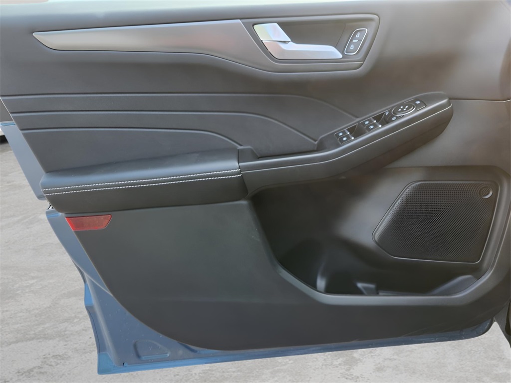 2025 Ford Escape Plug-In Hybrid