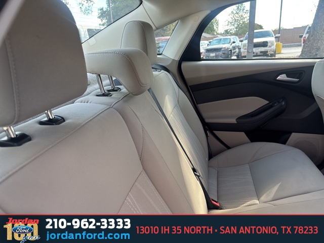 Used Car 2017 Ford Focus  Se For Sale Under $10,000 In San Antonio, Texas