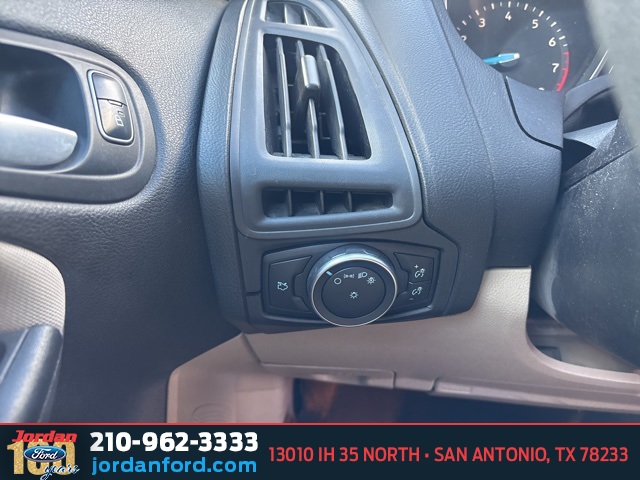 Used Car 2017 Ford Focus  Se For Sale Under $10,000 In San Antonio, Texas