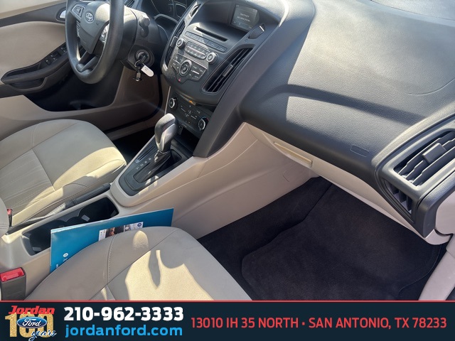 Used Car 2017 Ford Focus  Se For Sale Under $10,000 In San Antonio, Texas