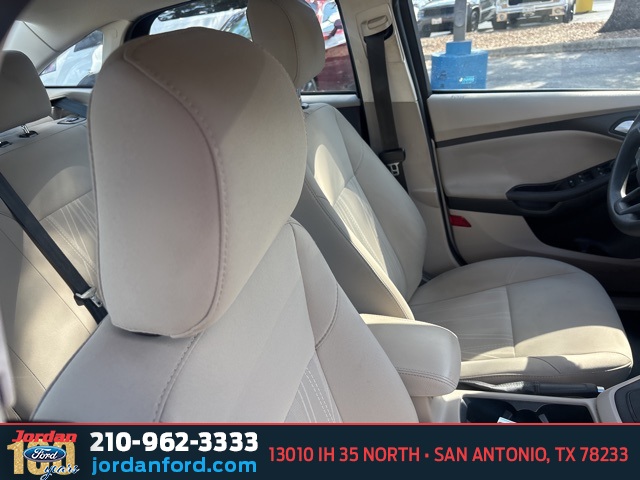 Used Car 2017 Ford Focus  Se For Sale Under $10,000 In San Antonio, Texas