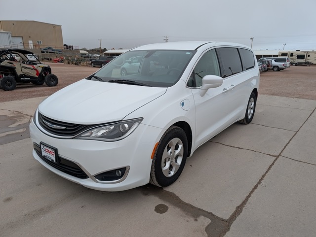2018 Chrysler Pacifica Hybrid Touring Plus FWD