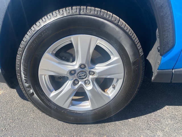 Used Car 2021 Toyota Rav4  Xle For Sale Under $25,000 In San Antonio, Texas