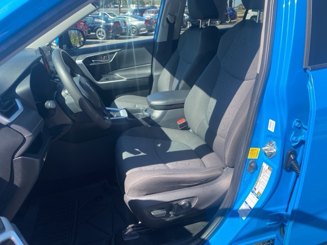 Used Car 2021 Toyota Rav4  Xle For Sale Under $25,000 In San Antonio, Texas