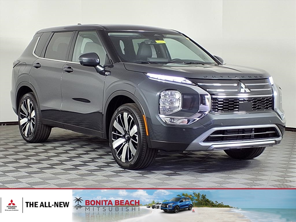 2025 Mitsubishi Outlander SE's photo