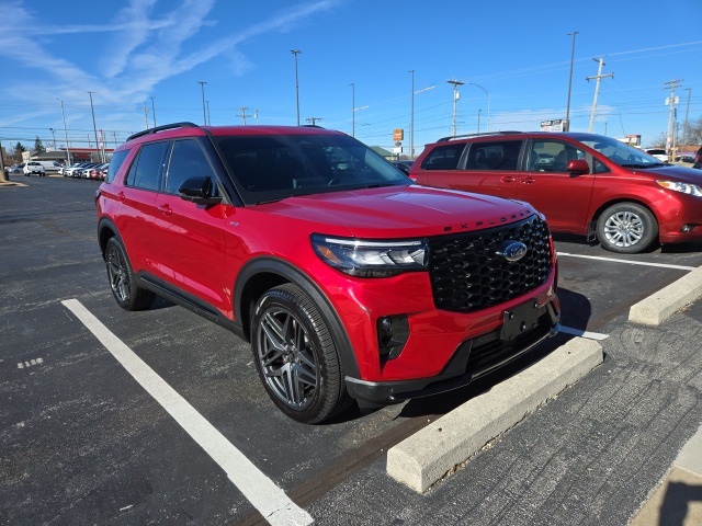 2025 Ford Explorer ST-Line AWD
