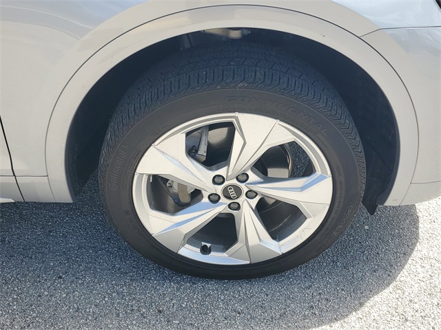 2022 Audi Q5 45 S line Premium Plus photo 7