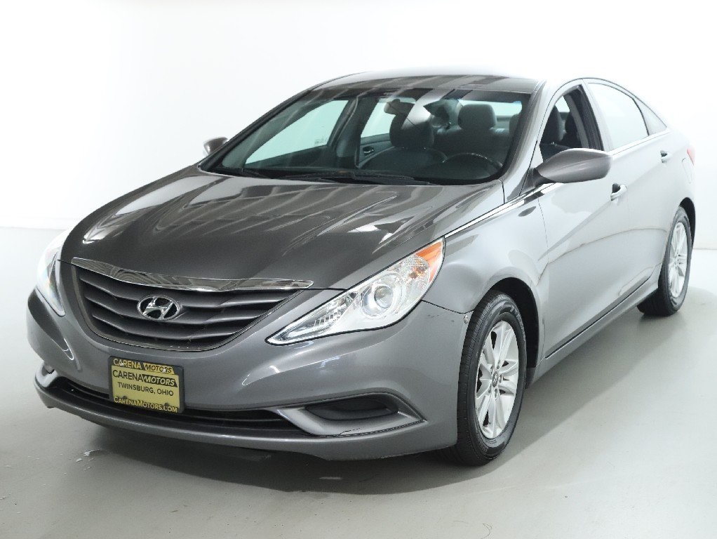 2011 Hyundai Sonata GLS photo 2