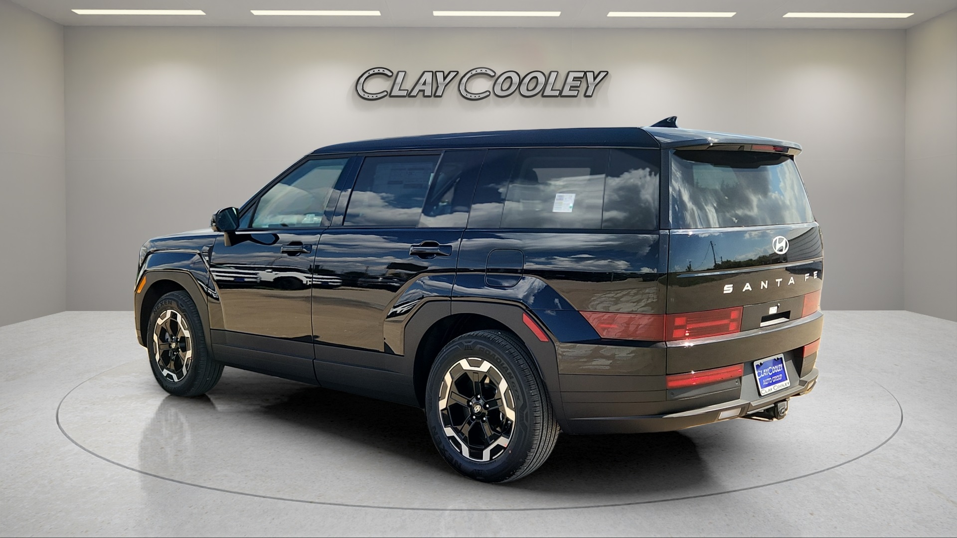 2026 Hyundai Santa Fe SE photo 4