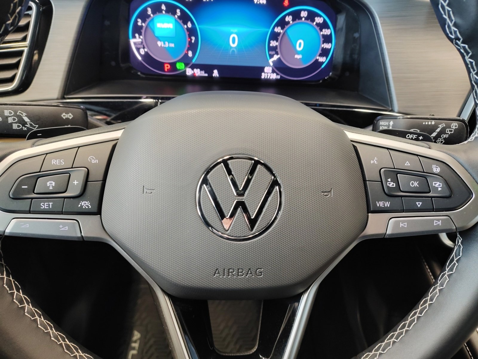 Used Car 2024 Volkswagen Atlas Cross Sport  2.0t Se W/technology For Sale Under $35,000 In San Antonio, Texas