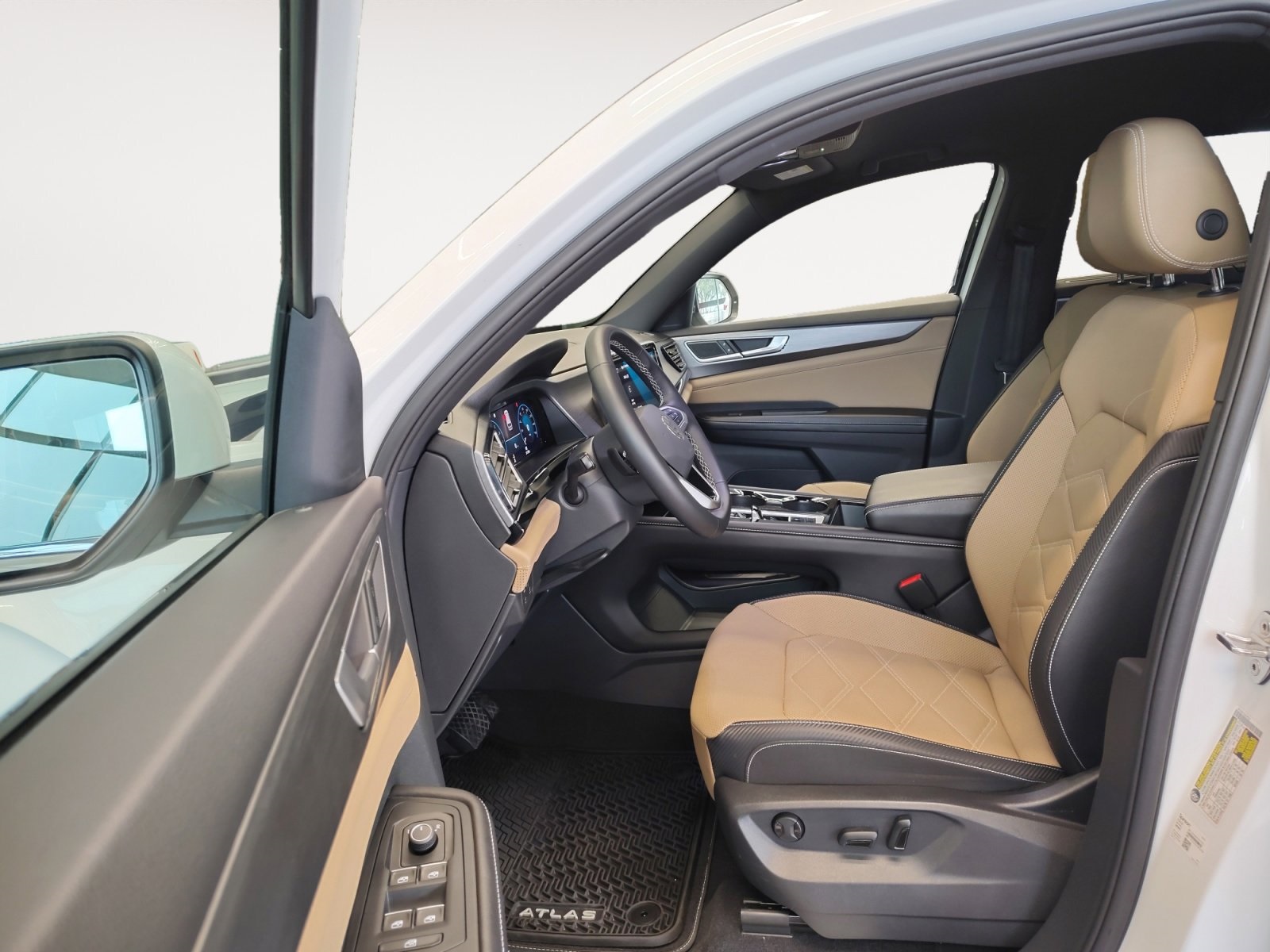 Used Car 2024 Volkswagen Atlas Cross Sport  2.0t Se W/technology For Sale Under $35,000 In San Antonio, Texas