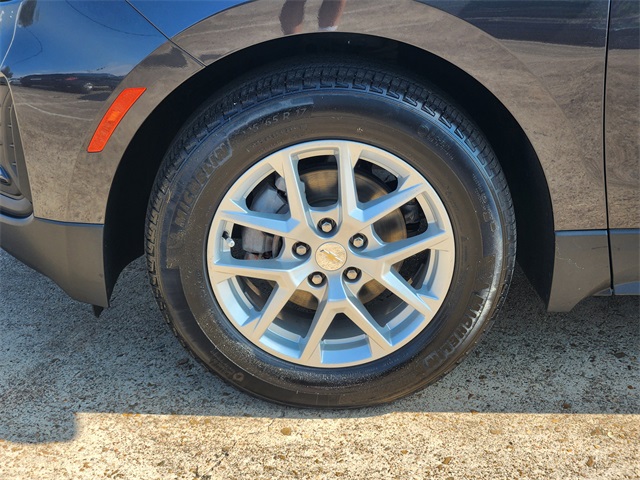 2022 Chevrolet Equinox LS - 9