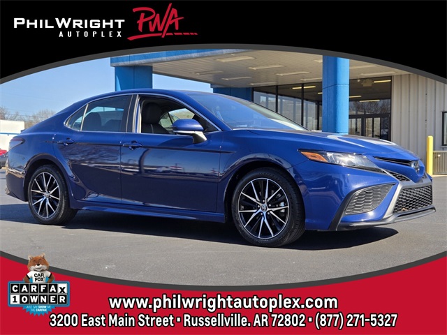 2024 Toyota Camry SE FWD