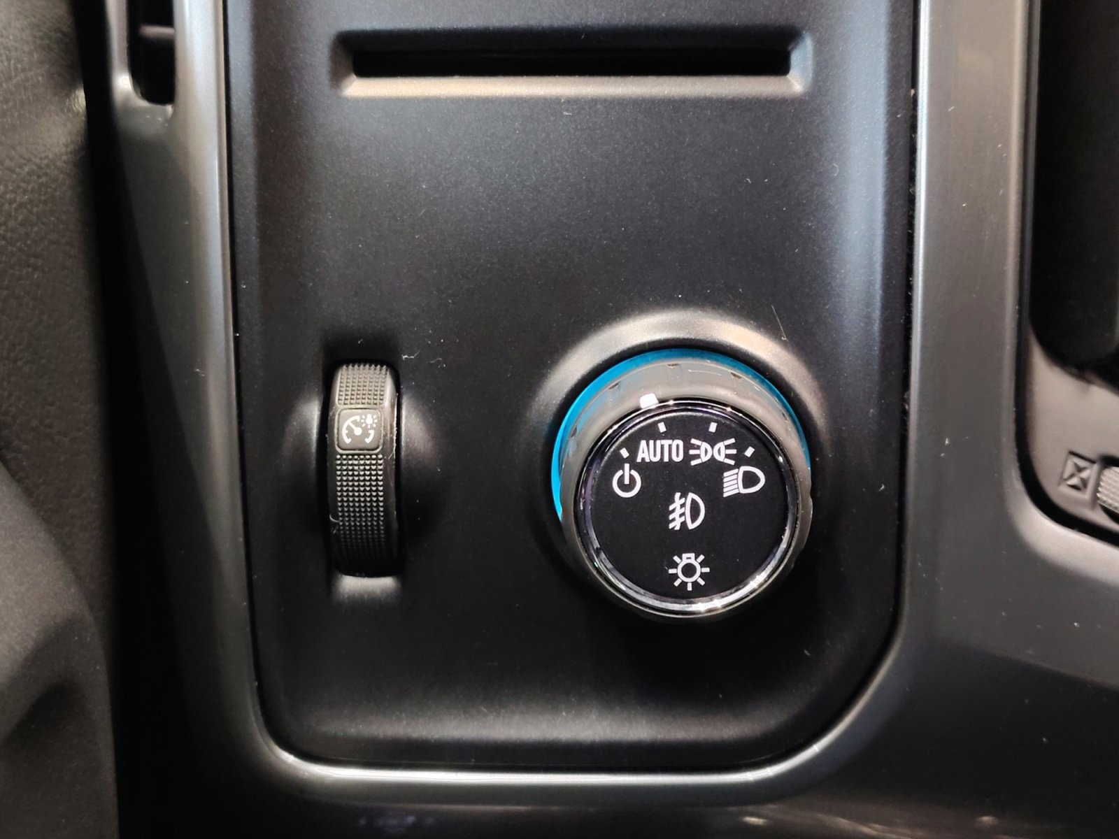 Used Car 2017 Chevrolet Silverado 1500  Lt For Sale Under $30,000 In San Antonio, Texas