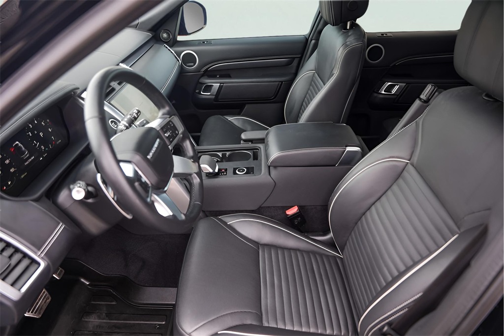 Used Car 2024 Land Rover Discovery  Metropolitan Edition For Sale Under $70,000 In Austin, Texas