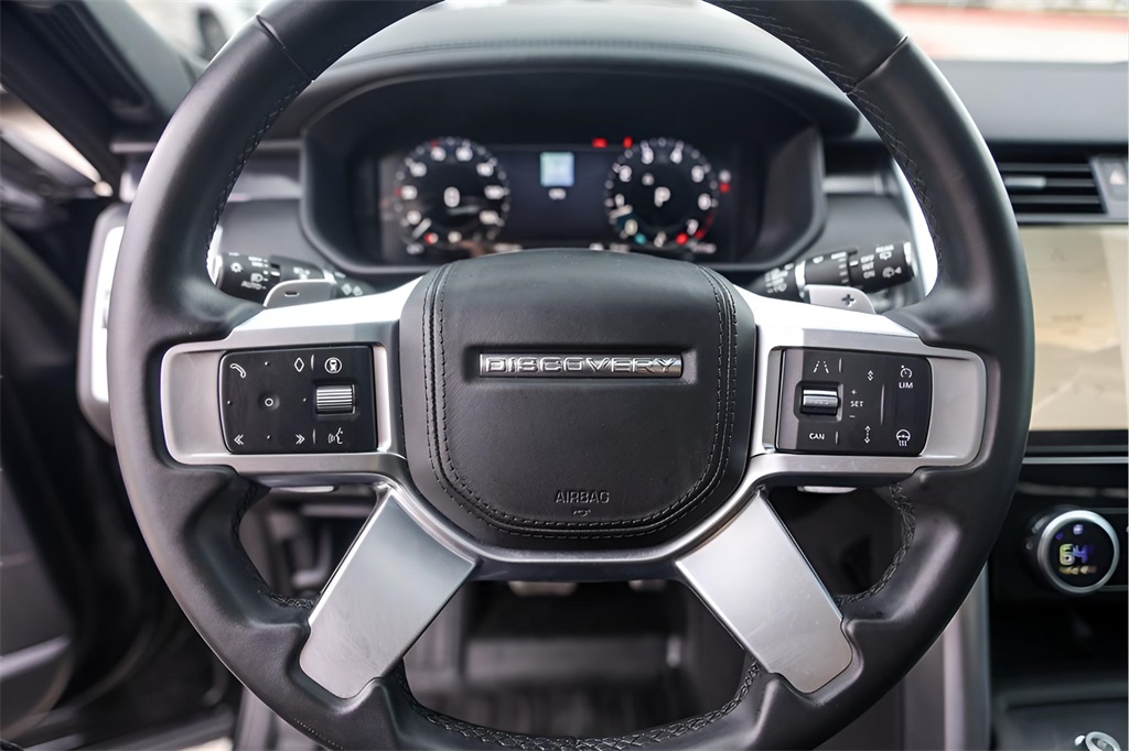 Used Car 2024 Land Rover Discovery  Metropolitan Edition For Sale Under $70,000 In Austin, Texas