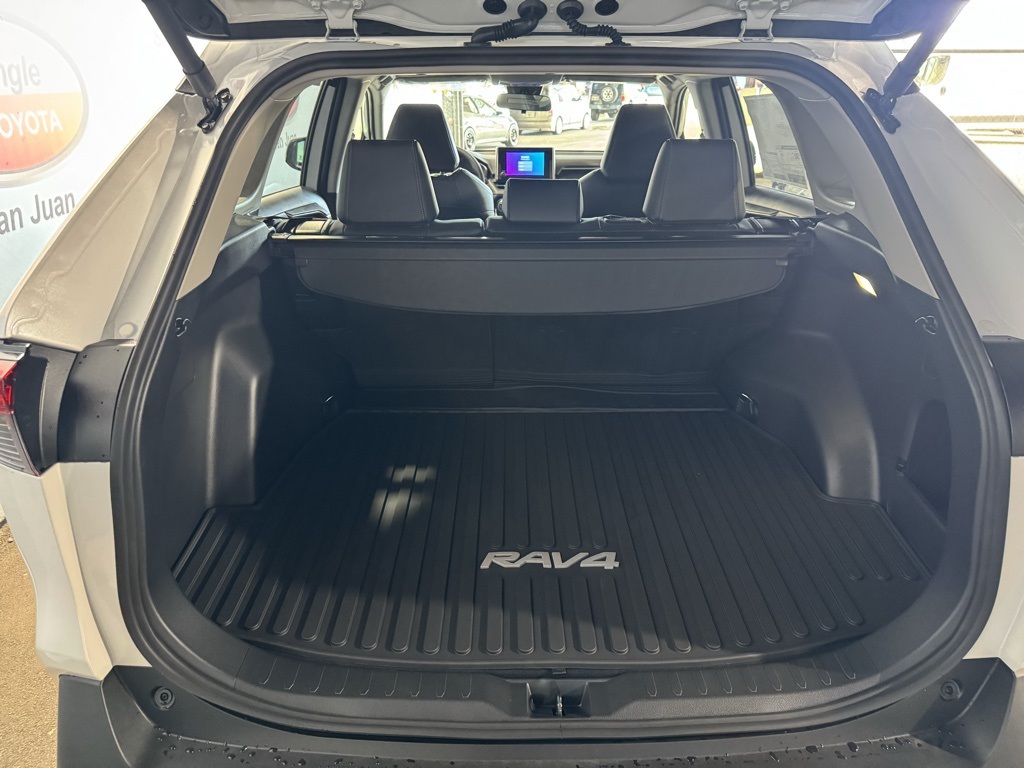 Thumbnail: 2025 Toyota RAV4 - 26