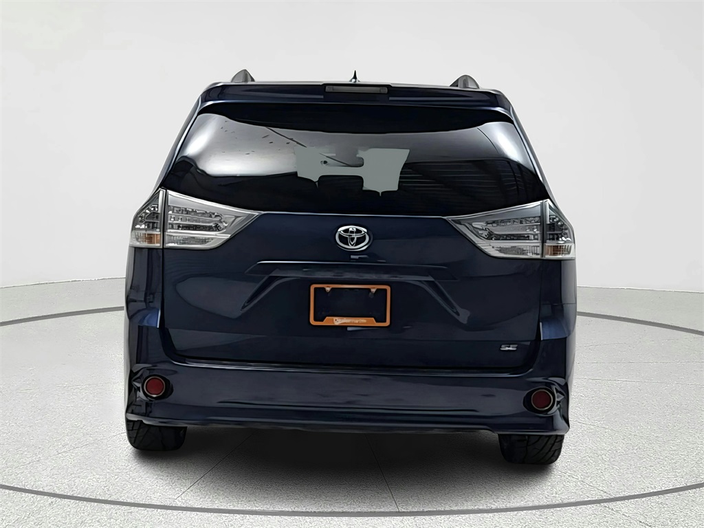 2018 Toyota Sienna SE Blue at Emmons Autoplex