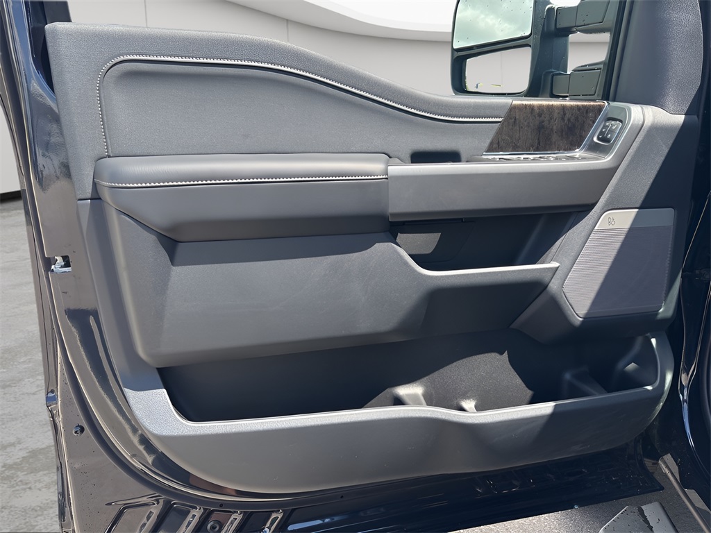 2025 Ford F-350SD