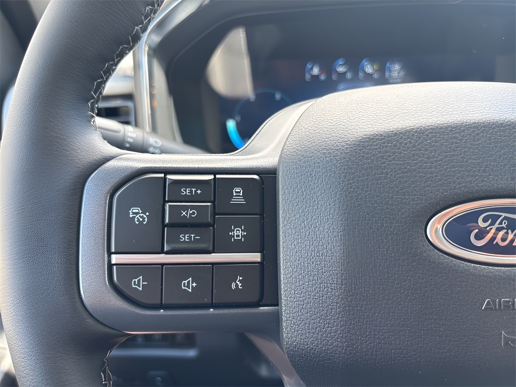 2025 Ford F-350SD