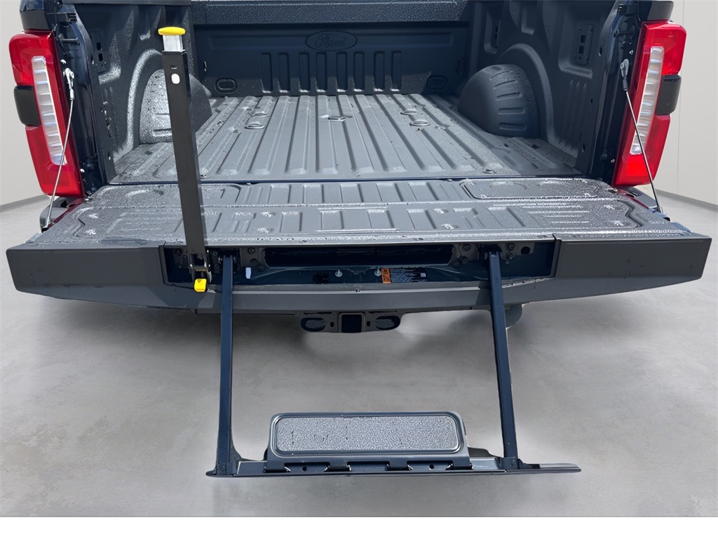 2025 Ford F-350SD