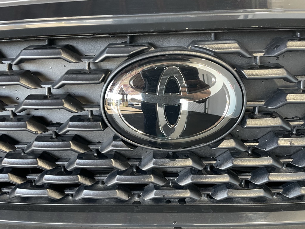 Thumbnail: 2025 Toyota Corolla Cross - 12